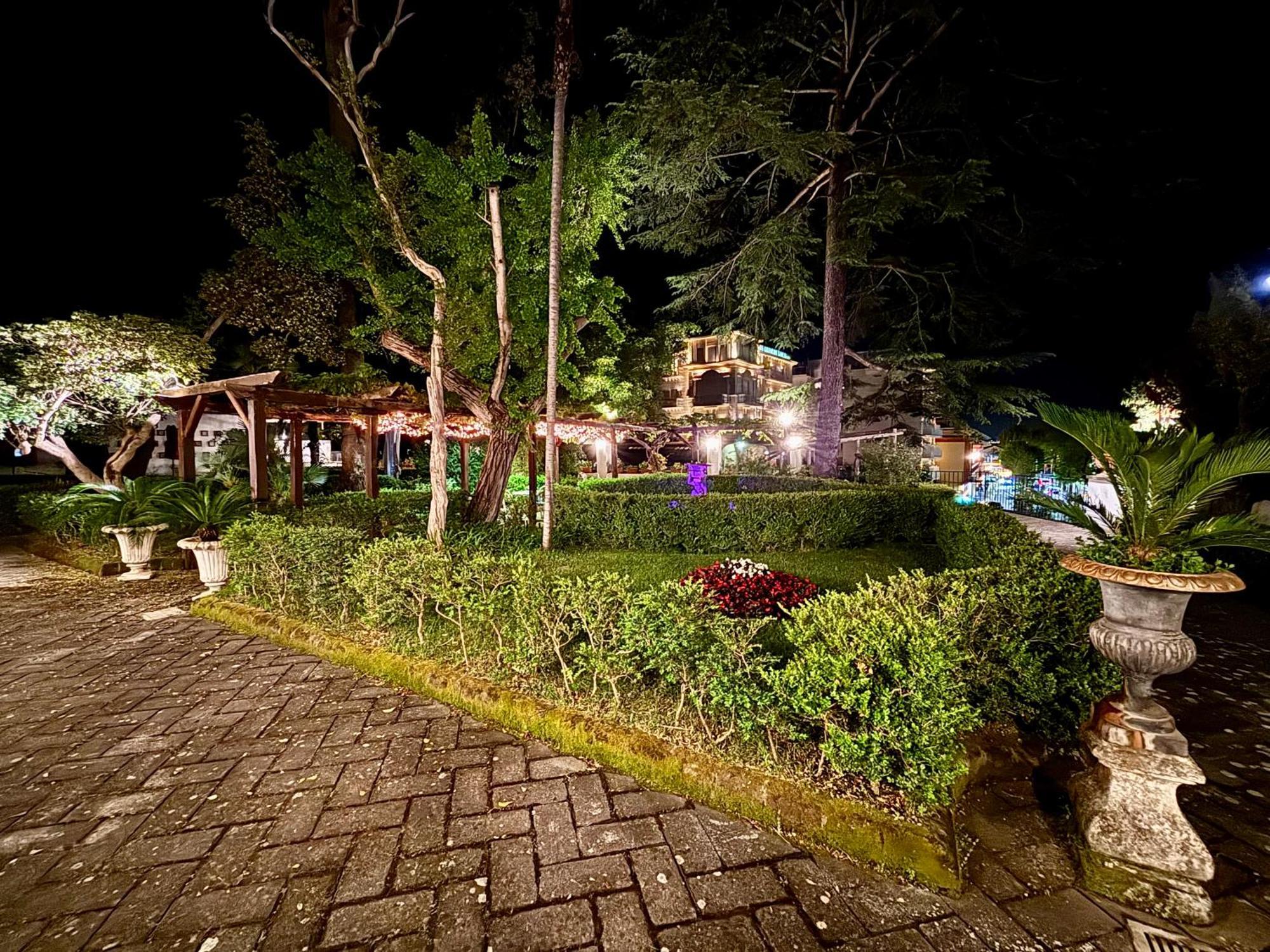 Relais La Rupe Hotel ซอร์เรนโต ภายนอก รูปภาพ